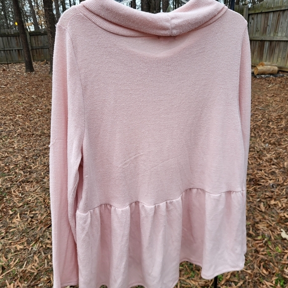 Soft Peplum Pink Sweater - Picture 2 of 5